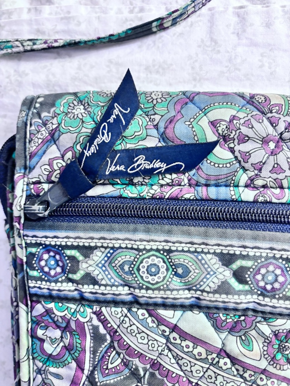 Vera Bradley Green Paisley Quilted Crossbody Bag - Picture 7 of 7